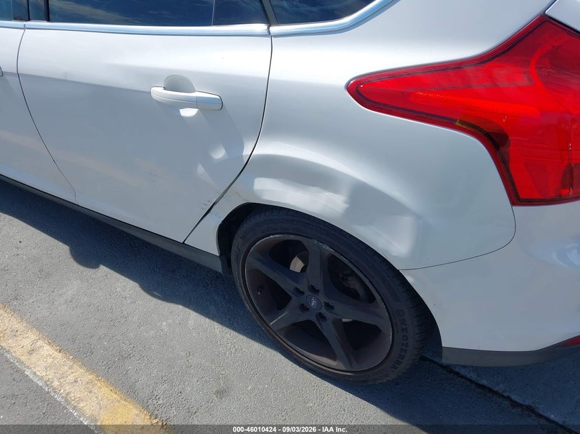 FORD FOCUS 2013 VIN 1FADP3N22DL301615