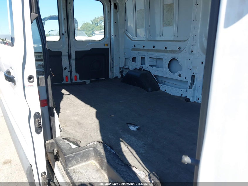 2015 FORD TRANSIT-150 auction photo 8
