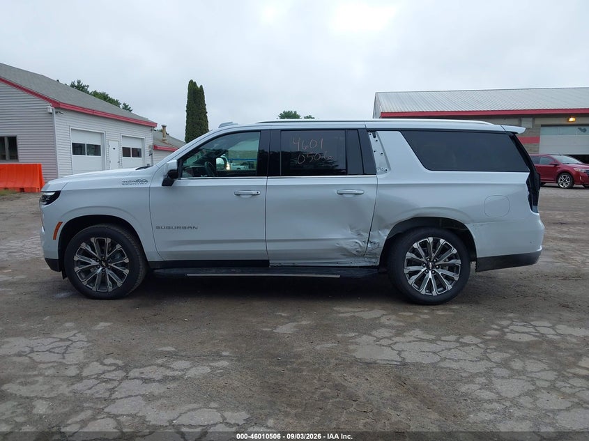 CHEVROLET SUBURBAN - zdjęcie 14