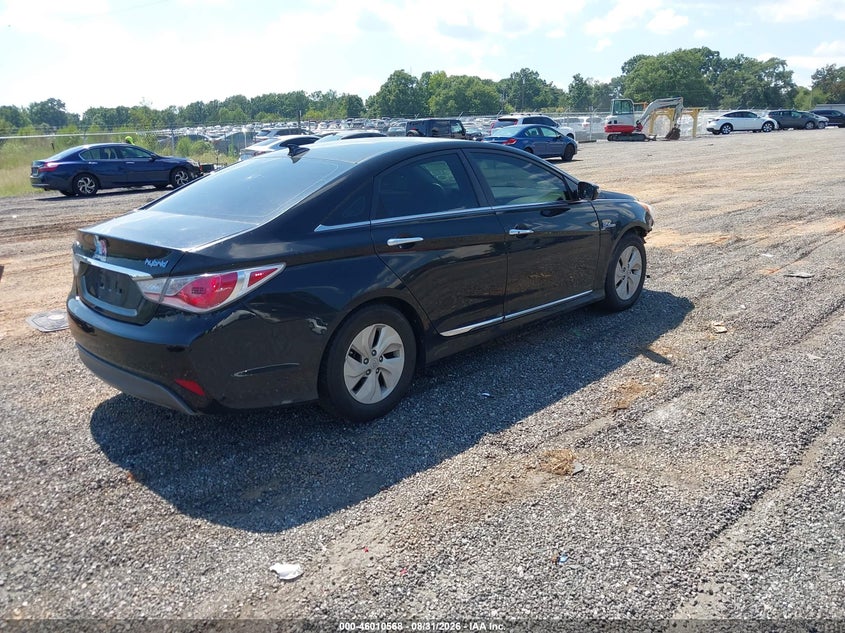 2014 HYUNDAI SONATA HYBRID auction photo 4