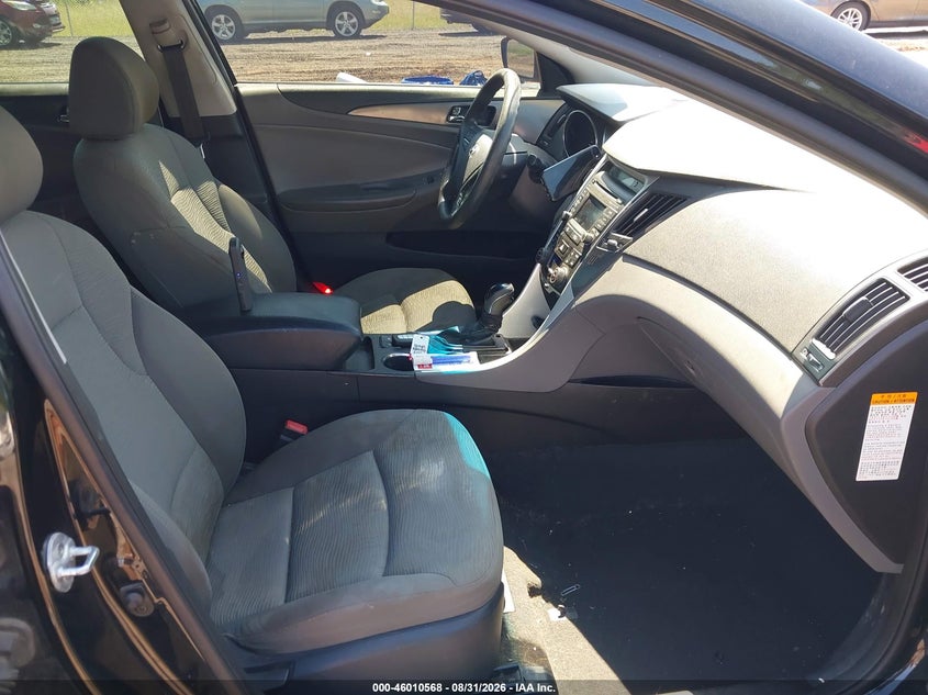 2014 HYUNDAI SONATA HYBRID auction photo 5