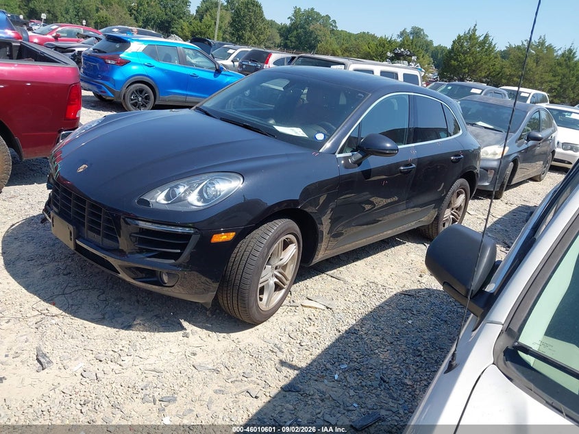 2016 Porsche Macan, Front End, IAAI, VIN WP1AB2A56GLB43918 — photo 2