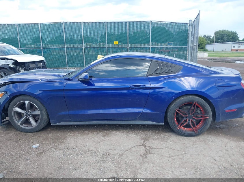 FORD MUSTANG - zdjęcie 14