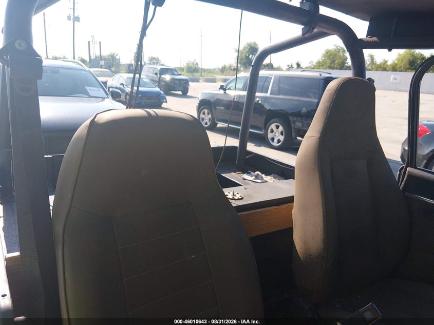 1992 JEEP WRANGLER / YJ auction photo 8