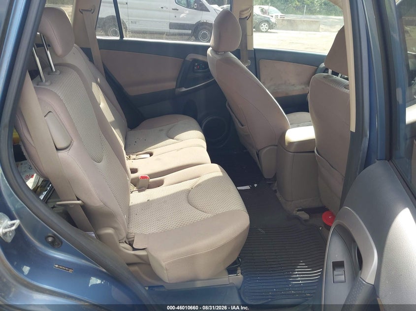 2008 TOYOTA RAV4 auction photo 8