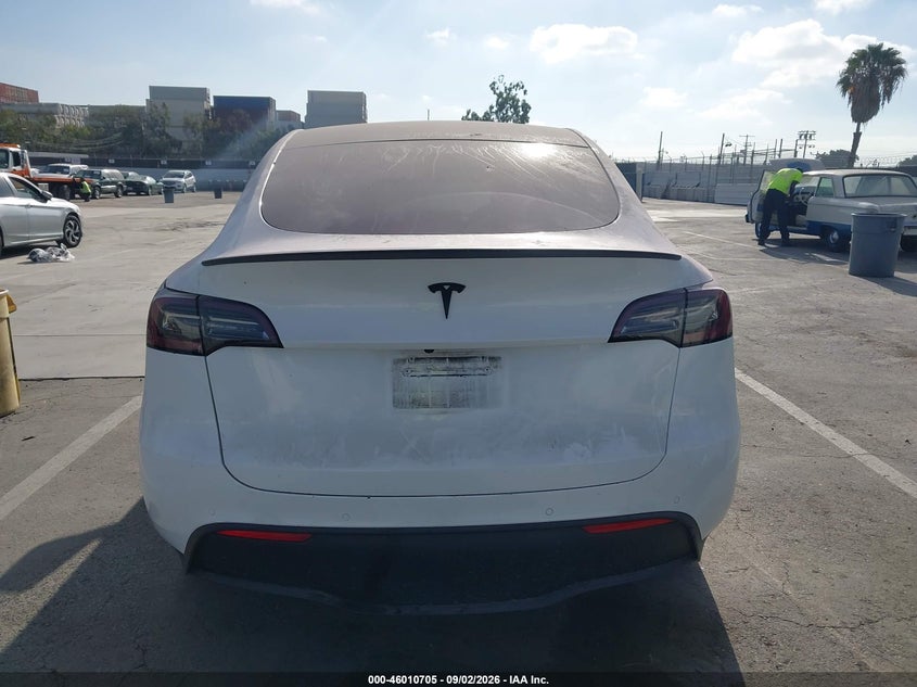 TESLA MODEL Y - zdjęcie 17