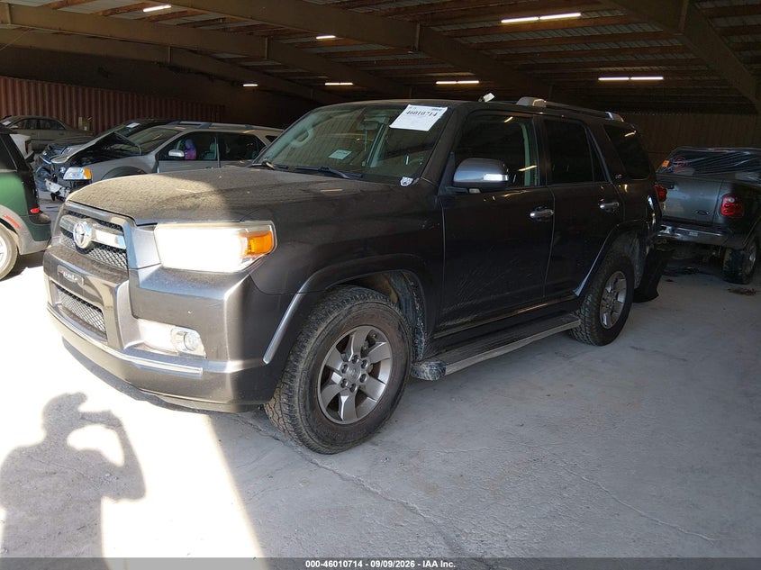 Vin: jtebu5jr4b5057472, lot: 46510090, toyota 4runner sr5 v6 20112