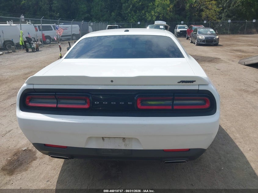 DODGE CHALLENGER - zdjęcie 16