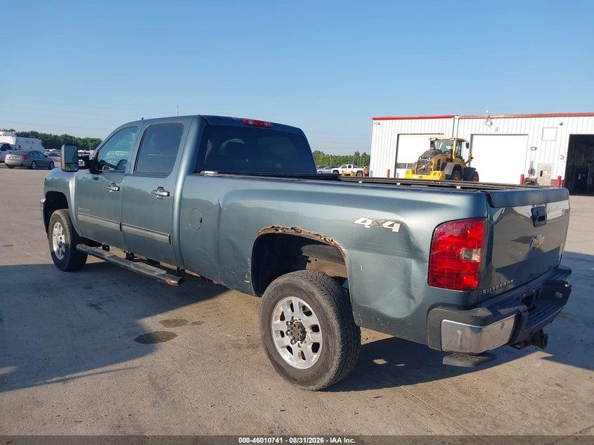 2014 CHEVROLET SILVERADO 2500HD auction photo 3