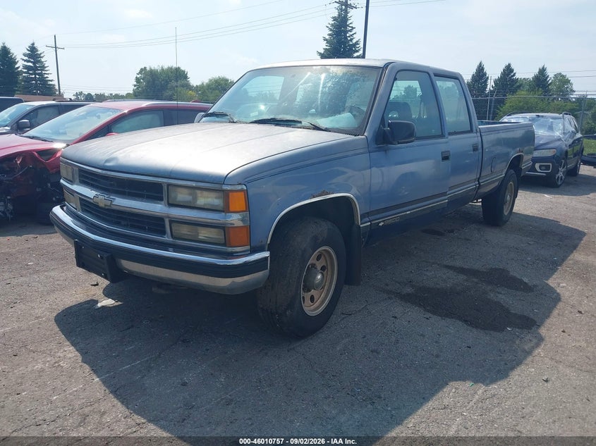 1994 CHEVROLET GMT-400 auction photo 2