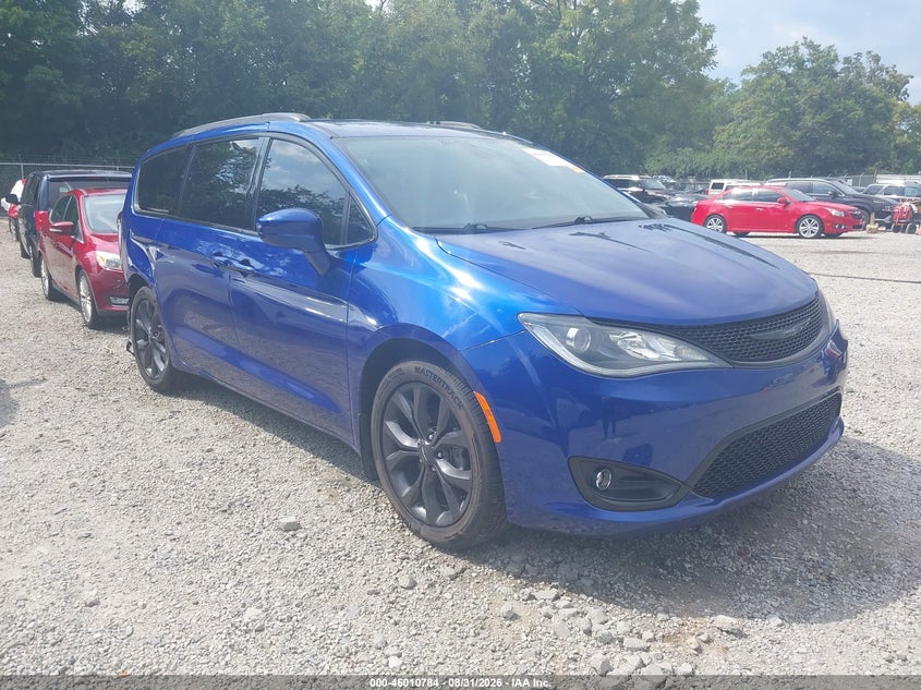 2020 CHRYSLER PACIFICA auction photo 1