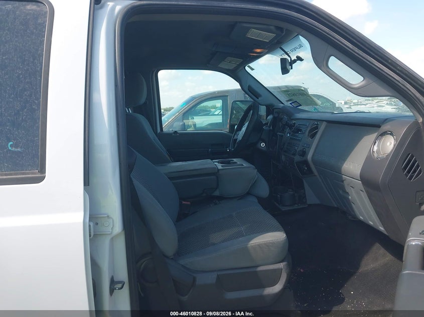 2011 FORD F-350 auction photo 7