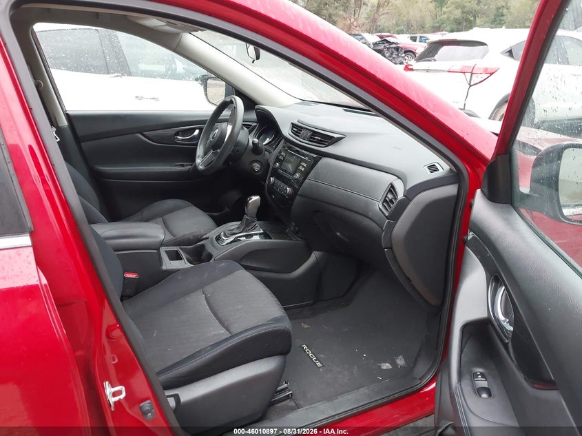 2017 NISSAN ROGUE auction photo 5