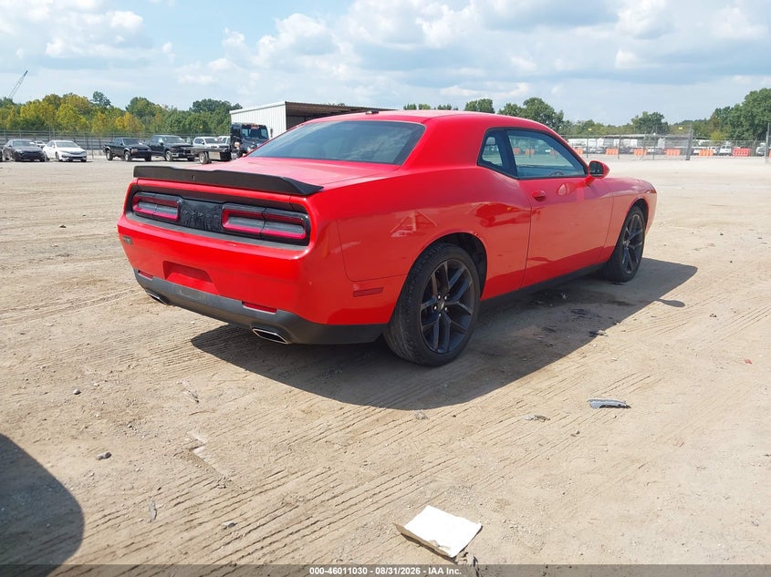 2023 DODGE CHALLENGER SXT · Фото 4
