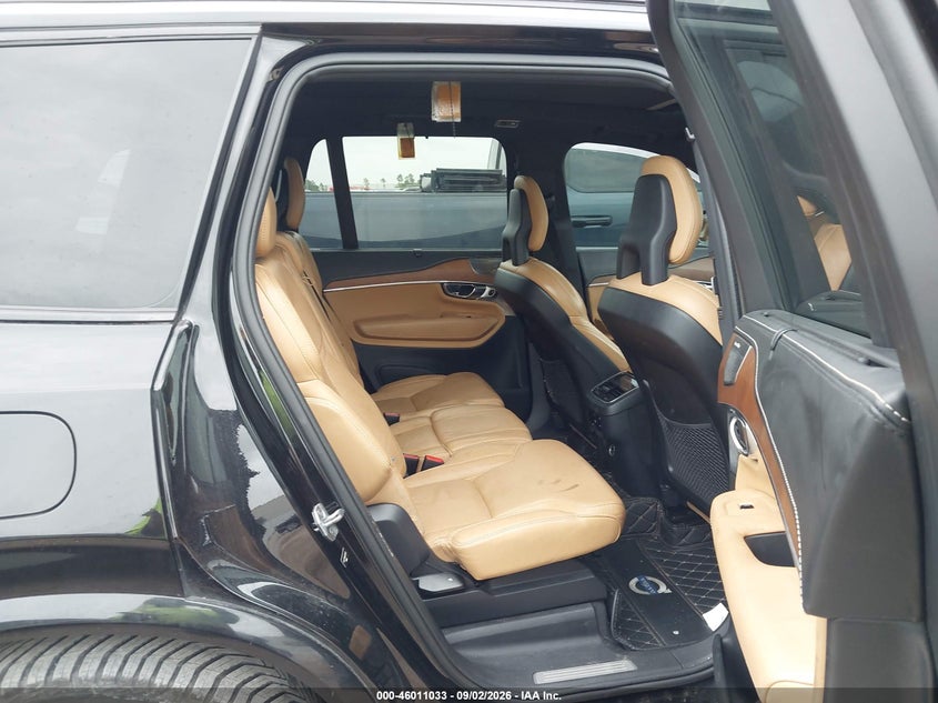 2016 VOLVO XC90 auction photo 8