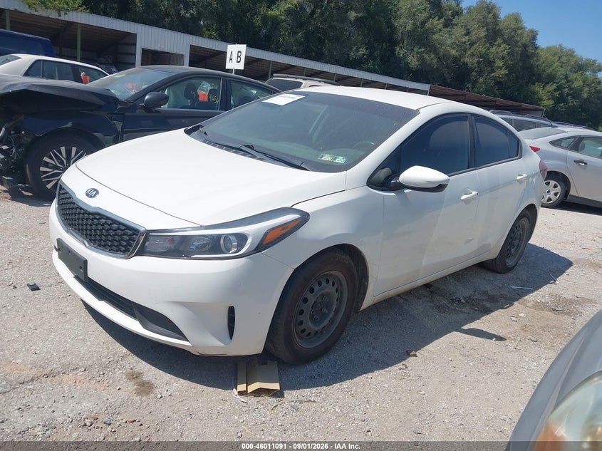 2018 Kia Forte, Normal Wear & Tear, IAAI, VIN 3KPFK4A73JE218952 — photo 2