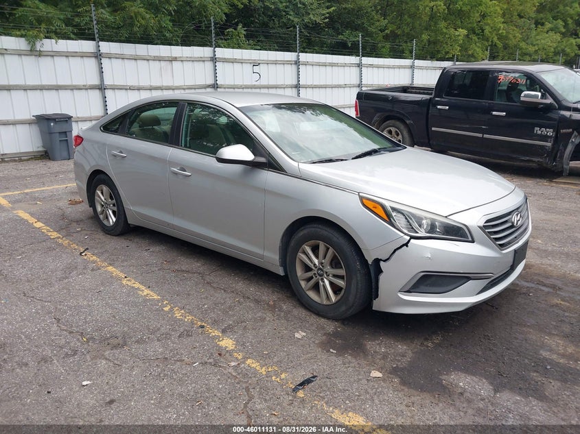 2016 HYUNDAI SONATA auction photo 1