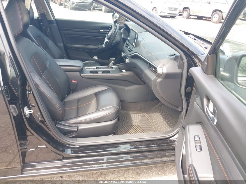2022 NISSAN ALTIMA auction photo 5