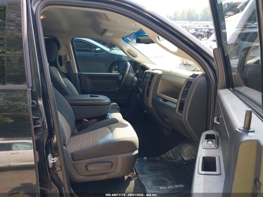 2012 RAM 1500 ST · Фото 5