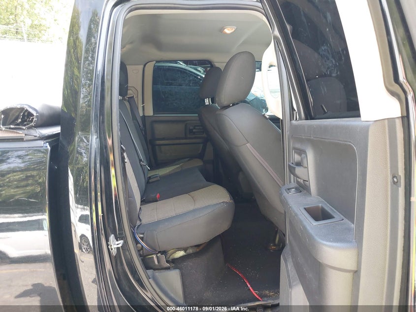 2012 RAM 1500 ST · Фото 8