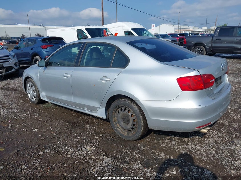 2012 VOLKSWAGEN JETTA auction photo 3