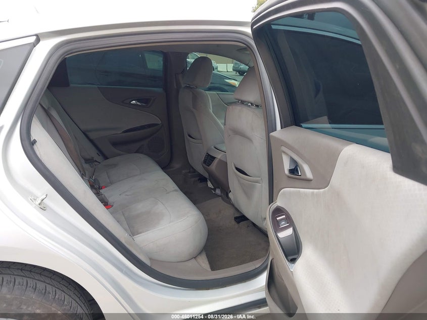 2020 CHEVROLET MALIBU auction photo 8