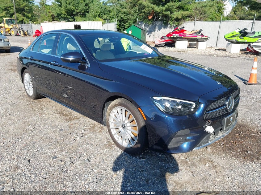 2023 MERCEDES-BENZ E 350 — zdjęcie z aukcji