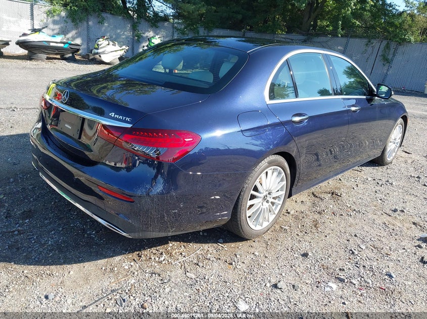 2023 MERCEDES-BENZ E 350 — zdjęcie 4