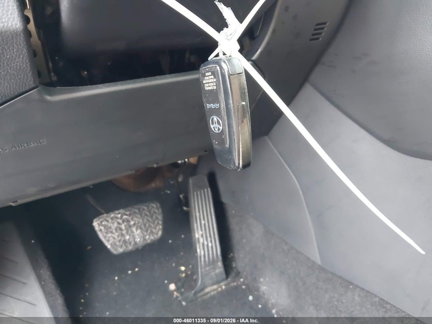 TOYOTA RAV4 HYBRID - zdjęcie 11