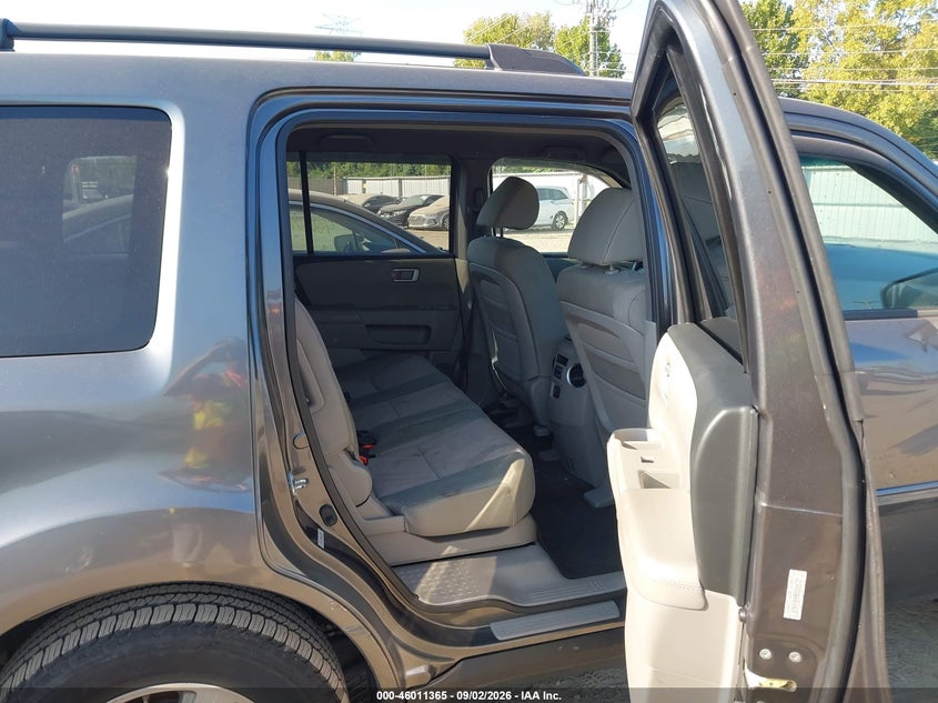 HONDA PILOT 2011 VIN 5FNYF4H44BB064739