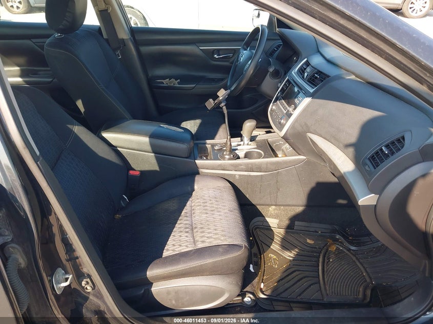 2016 NISSAN ALTIMA auction photo 5