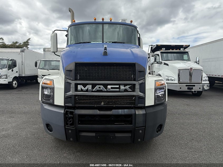 2019 MACK ANTHEM auction photo 5