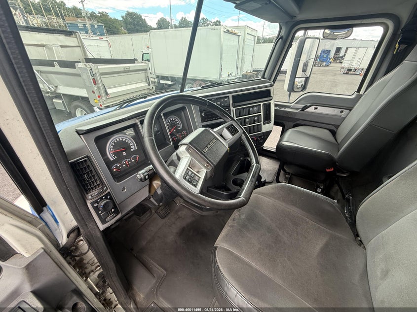 2019 MACK ANTHEM auction photo 7