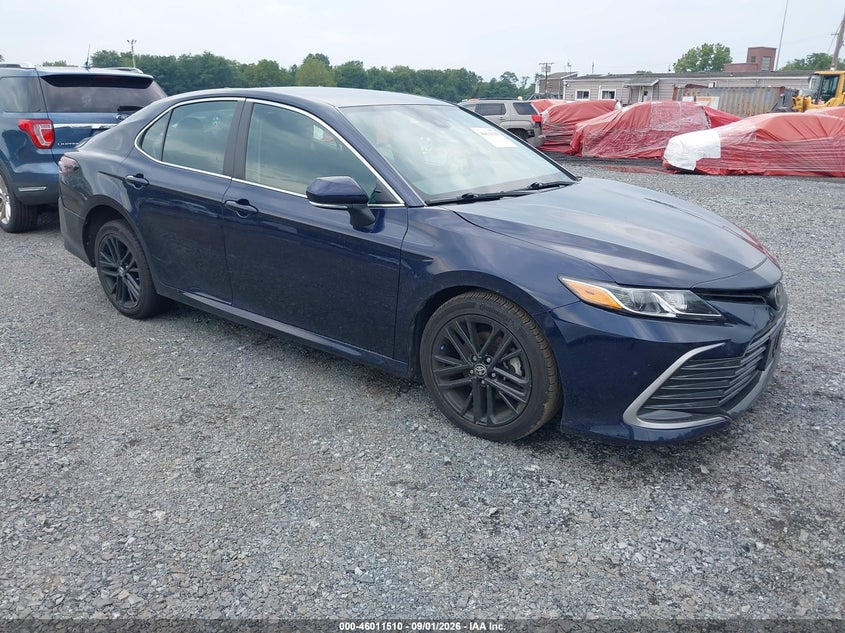 TOYOTA CAMRY - zdjęcie 1