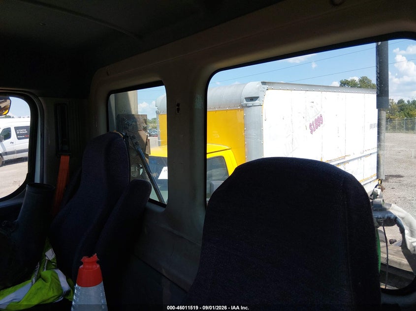 2012 FREIGHTLINER CASCADIA 125 auction photo 6