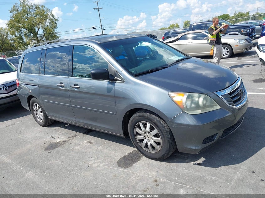 2010 HONDA ODYSSEY auction photo 1
