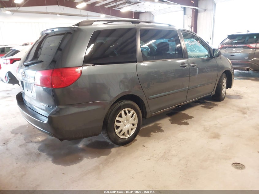 2008 TOYOTA SIENNA auction photo 4