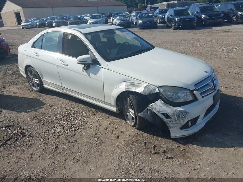 Vin: wddgf8bb0af388703, lot: 46511048, mercedes-benz c 300 luxury 4matic/sport 4matic 2010 img_1
