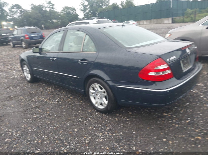 2005 MERCEDES-BENZ E 320 auction photo 3