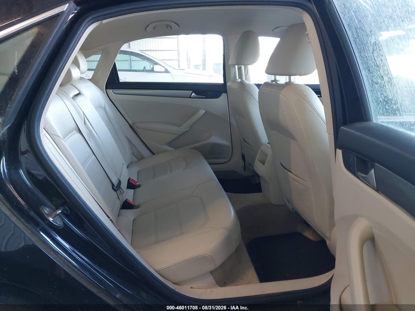 2015 VOLKSWAGEN PASSAT auction photo 8