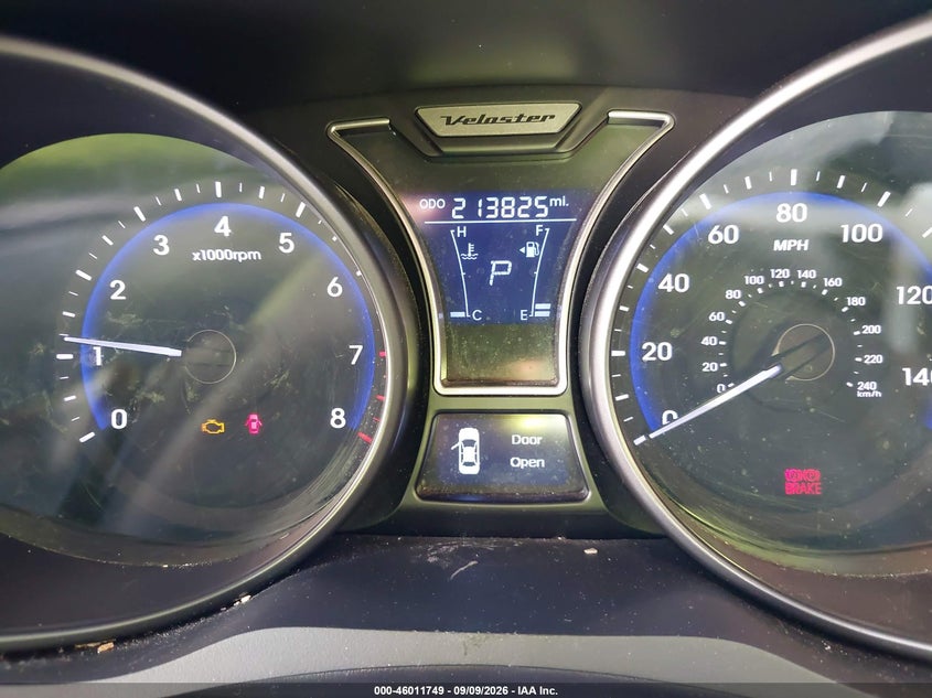 2015 HYUNDAI VELOSTER auction photo 7