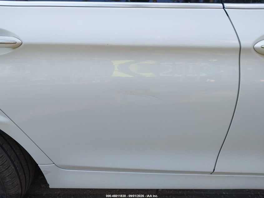 BMW 528I 2012 VIN WBAXG5C52CDX01633