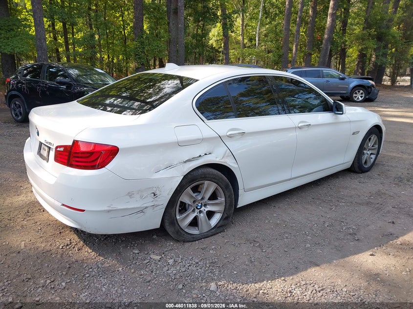 2012 BMW 528I auction photo 4