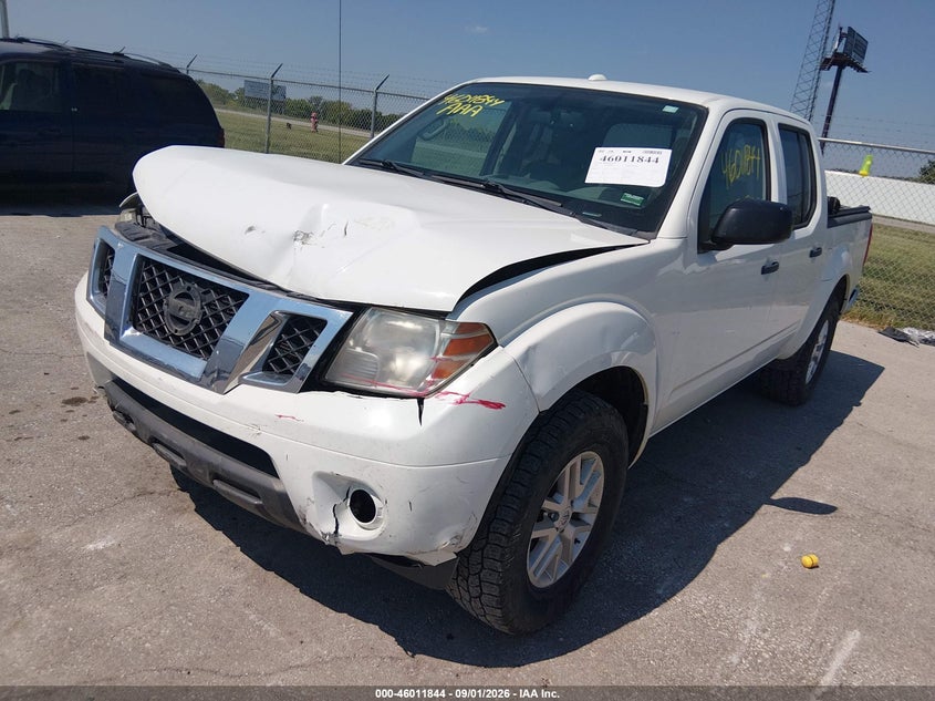 2015 Nissan Frontier Sv, Удар спереди, IAAI, VIN 1N6AD0EV3FN745640 — фото 2