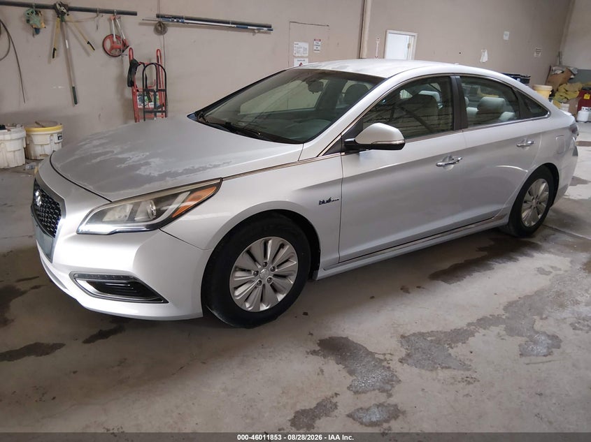 2016 HYUNDAI SONATA HYBRID auction photo 2
