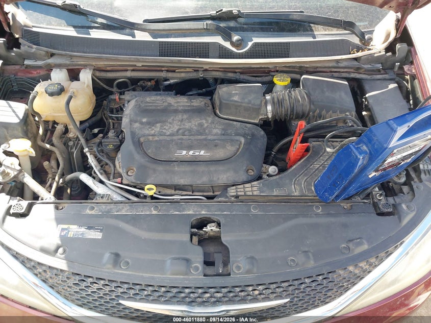 CHRYSLER PACIFICA 2017 VIN 2C4RC1BG7HR734649