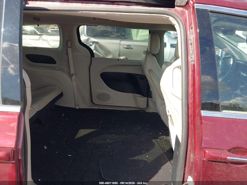 2017 CHRYSLER PACIFICA auction photo 8