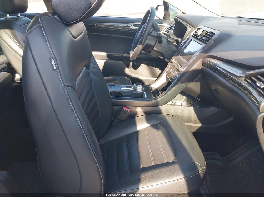 2017 FORD FUSION ENERGI SE LUXURY · Фото 5
