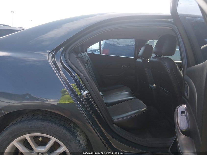 2015 CHEVROLET MALIBU auction photo 8