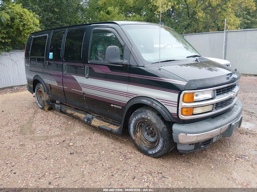 1997 CHEVROLET EXPRESS G1500 auction photo 1